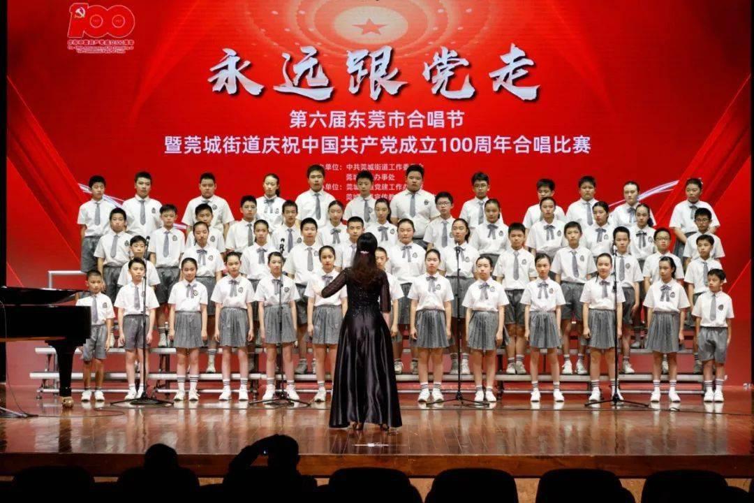卡通汽车拼拼看